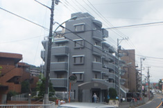 日野市のマンションの大規模修繕工事の事例です。